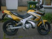 2001 Yamaha TDR 125 photo